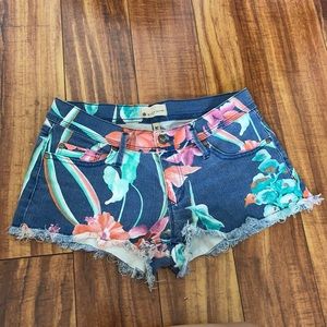 Roxy floral jean shorts